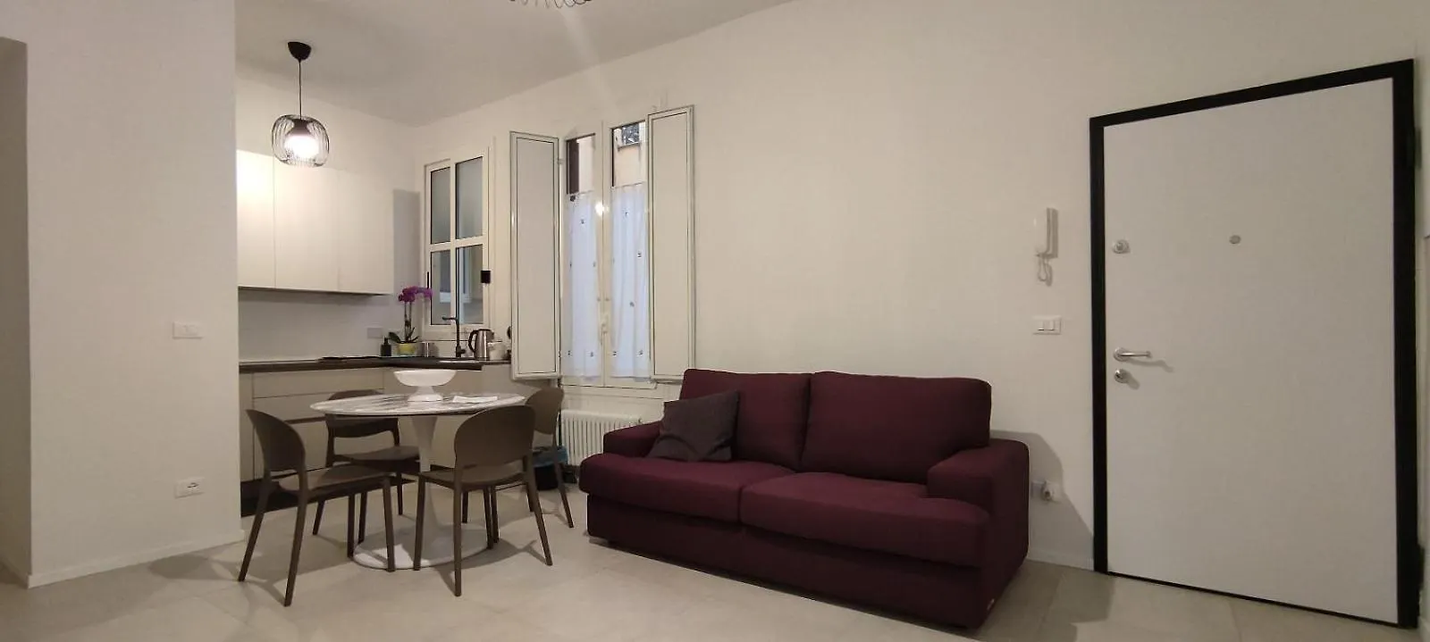 Avesella House Apartment Bologna 0*,